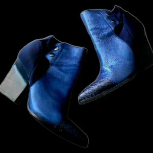 Donald J Pliner boots Vicson leather  Blue Ankle Boots PRE-OWNED 👍👍👍👍👍